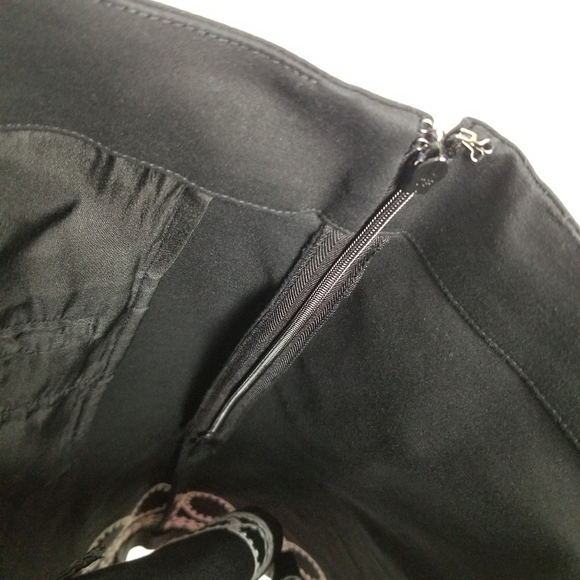 Ann Taylor Womens Shorts Size 8 Black White Dressy Fitted High Rise Embroidered - Picture 10 of 10